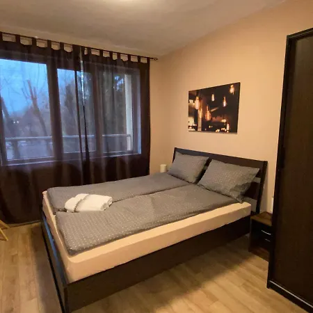 Апартамента Apartamento *